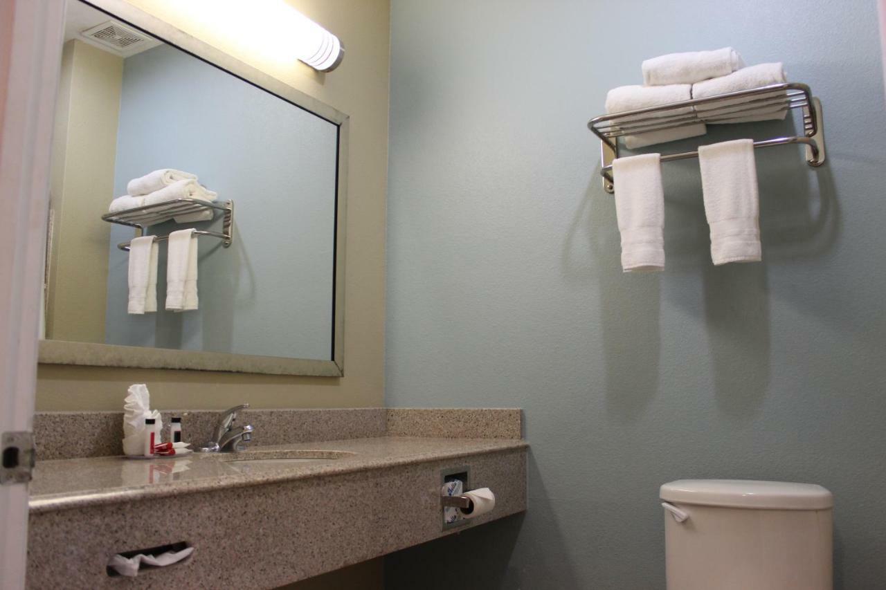 Horizon Inn&Suites Pearsall Esterno foto
