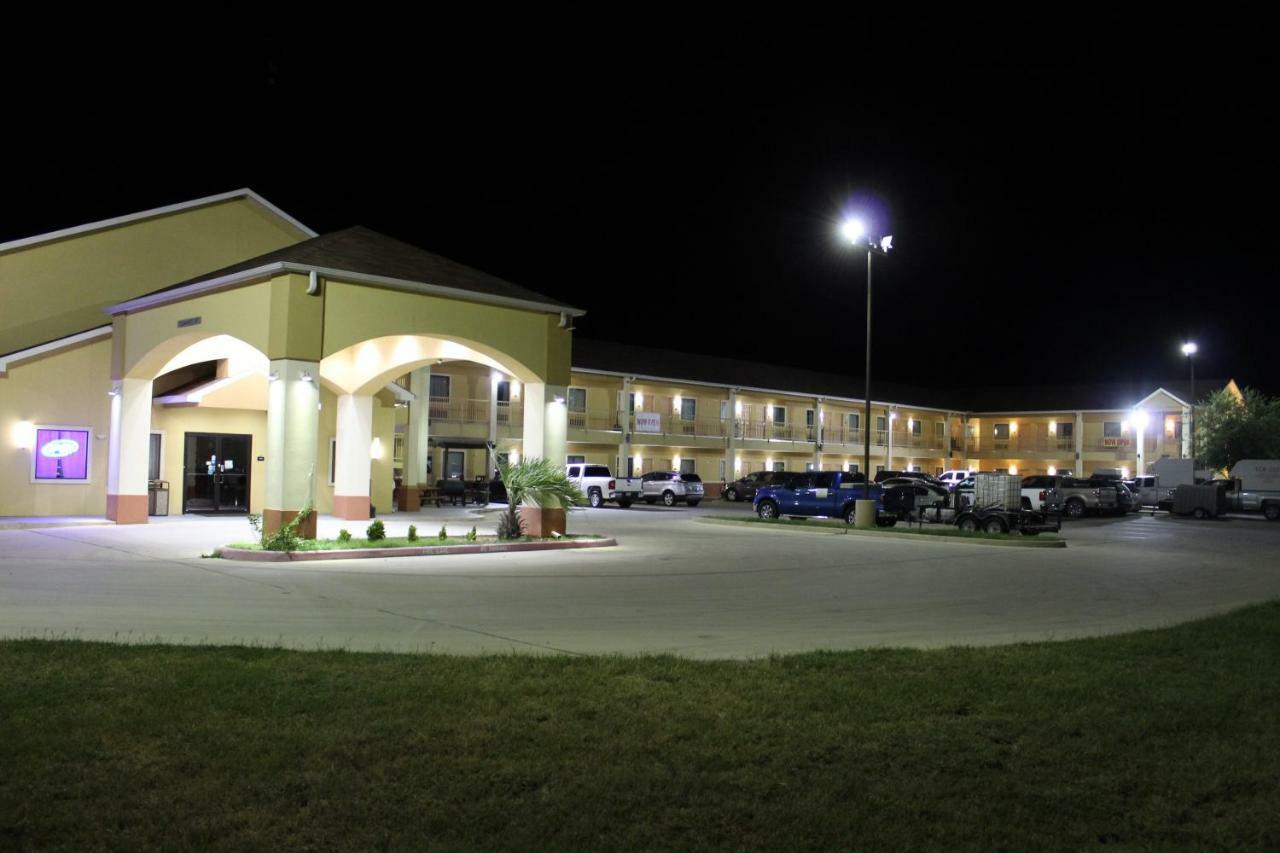Horizon Inn&Suites Pearsall Esterno foto